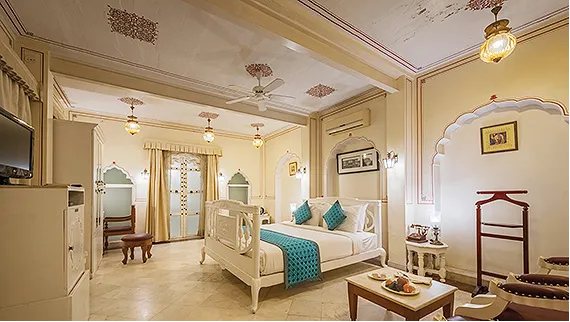 Palace Room at Chomu Palace Hotel